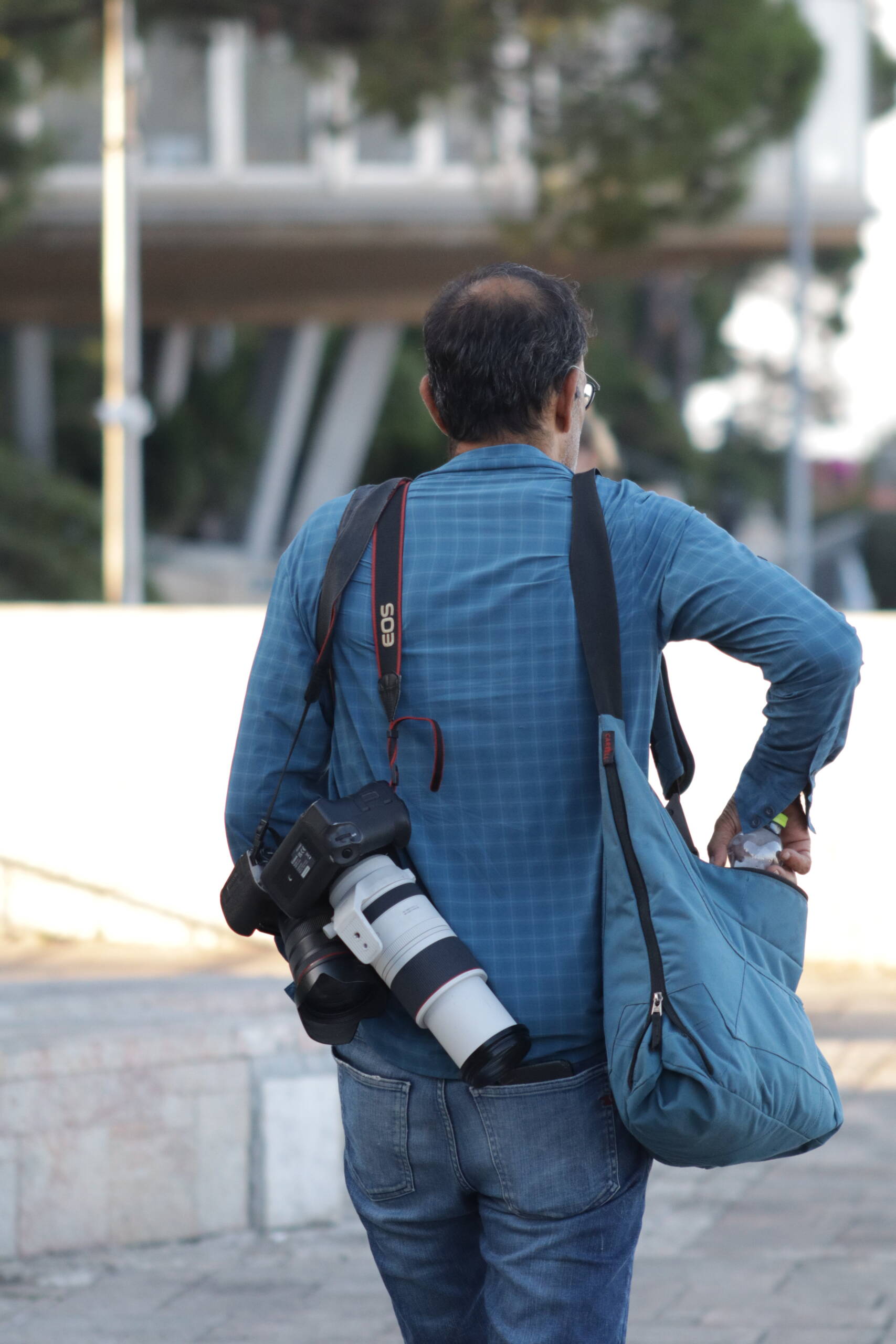 Go Light, Don’t Be That Photographer