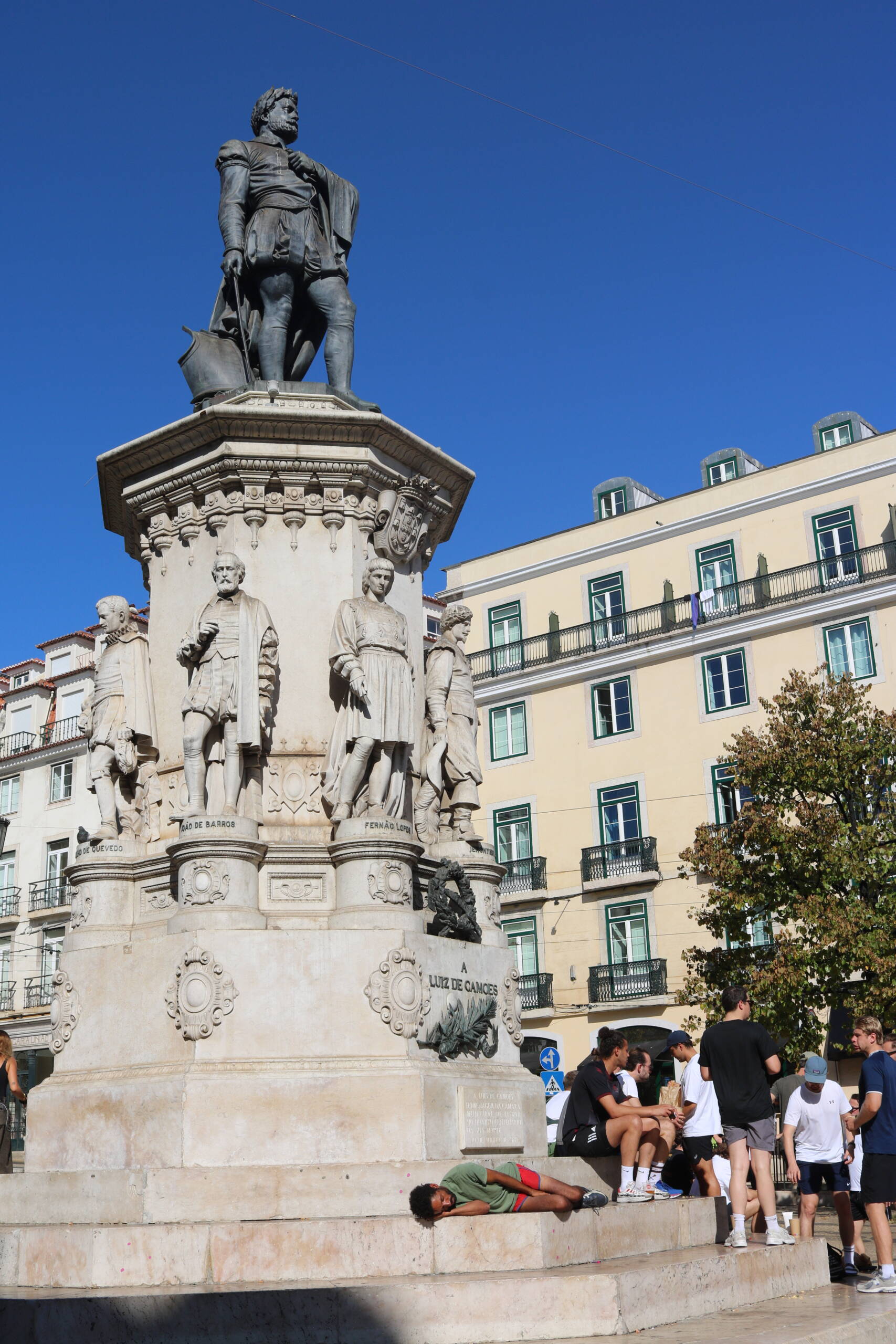 Luís de Camões Square, Lisbon