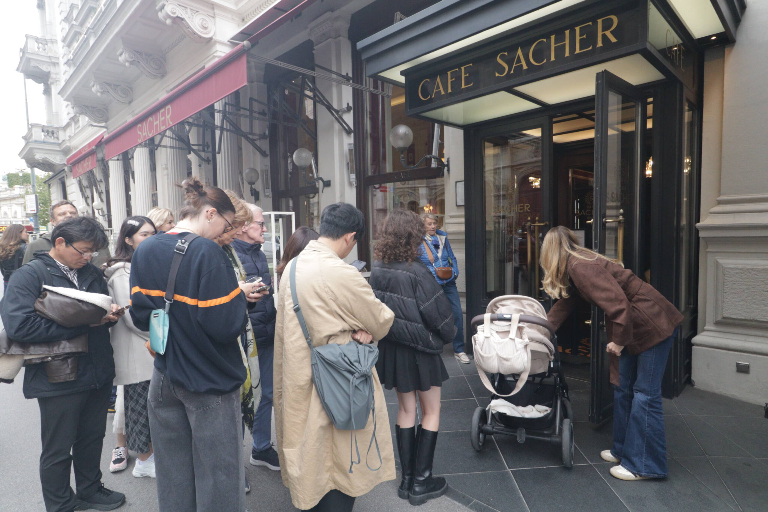 Don’t Be That Tourist: Lining Up for Sacher Torte Isn’t Worth It