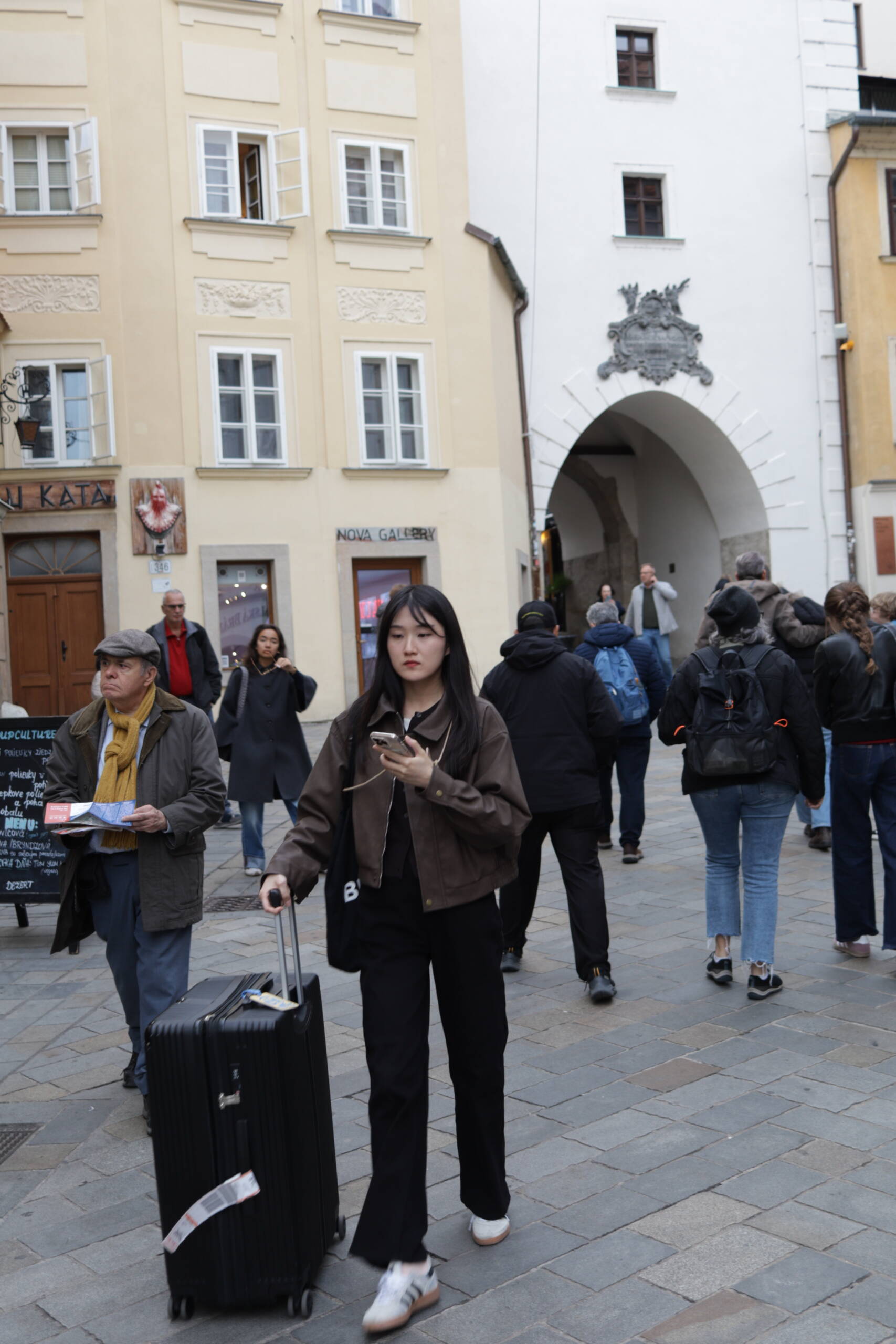 Don’t Be This Tourist: The Luggage Trap