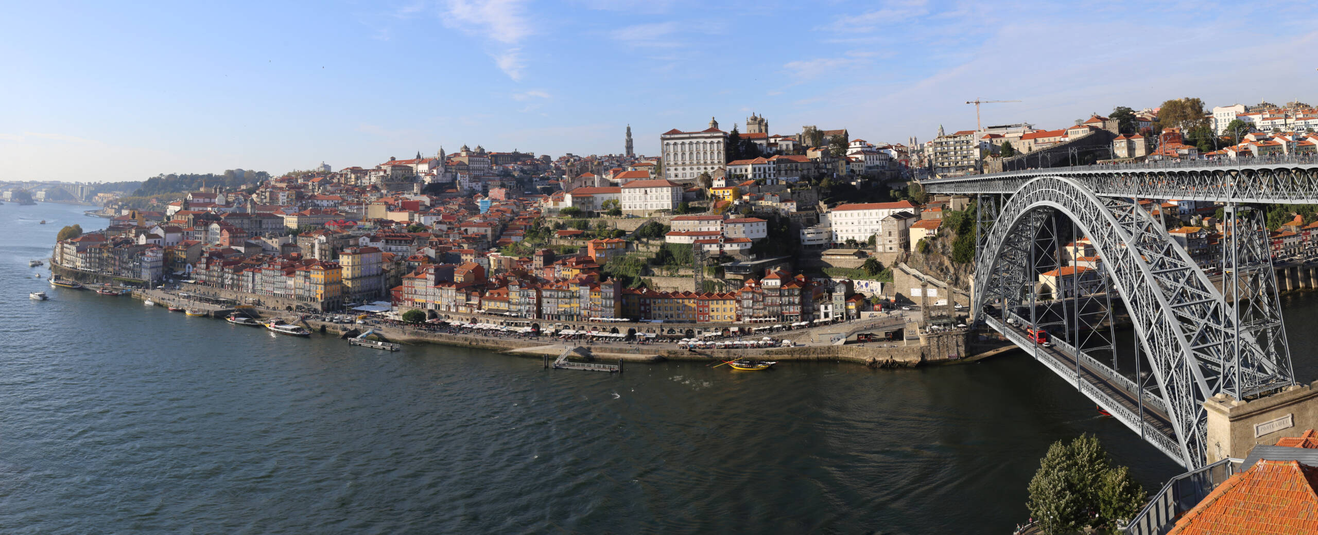 Porto, Panoramic and Alive