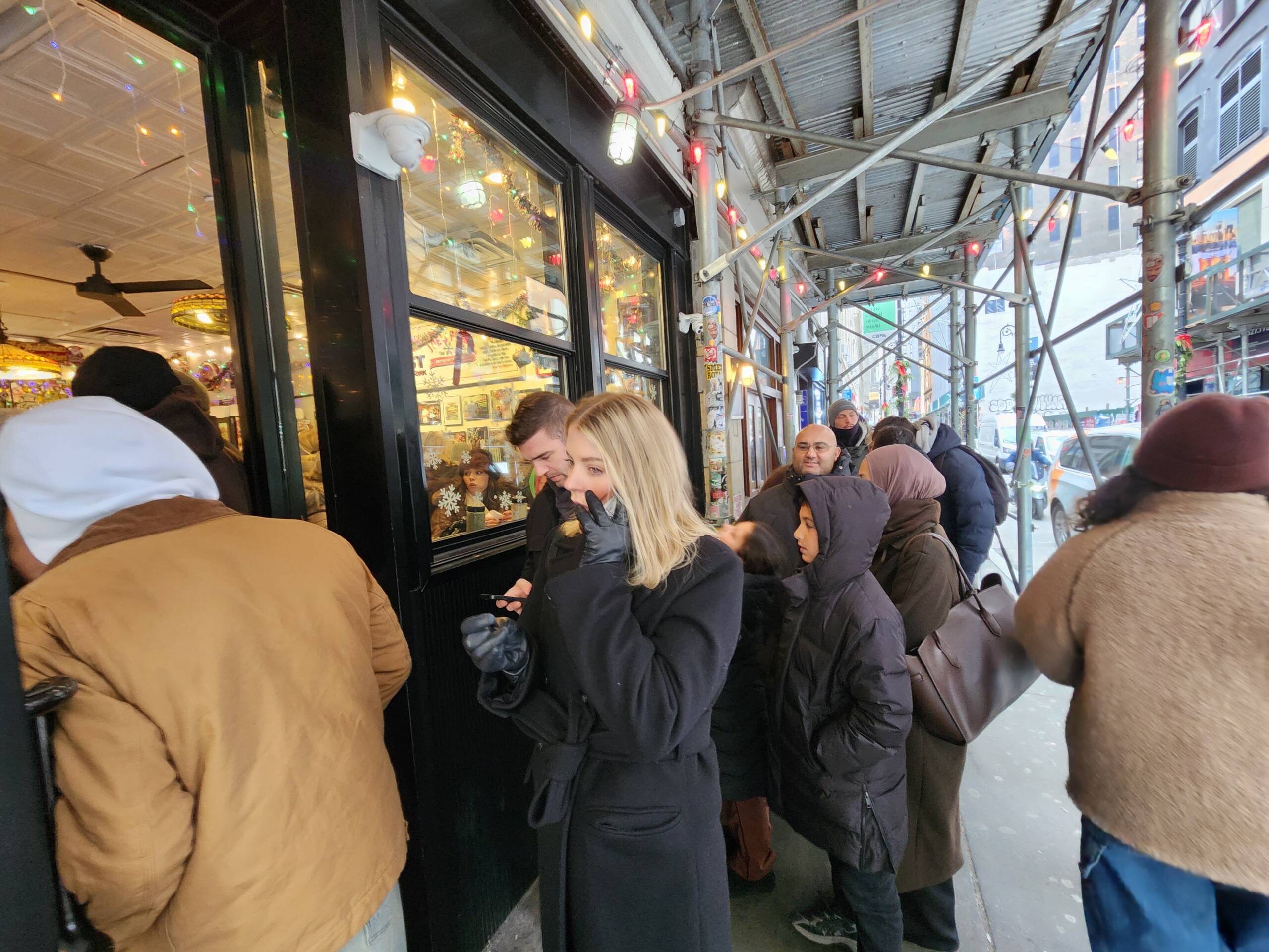 Why Joe’s Pizza Is Worth Waiting in Line, New York City