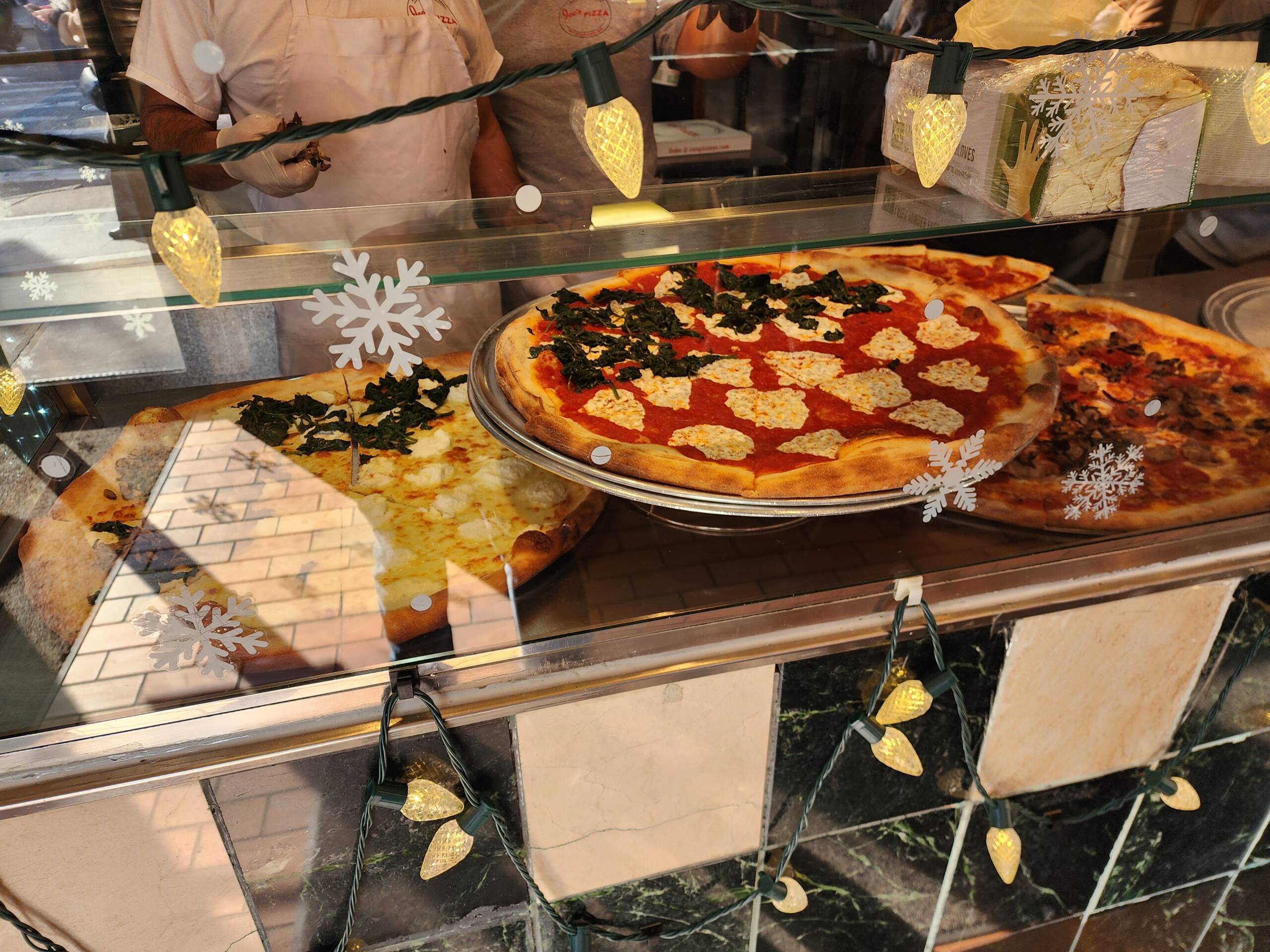 Why Joe’s Pizza Is Worth Waiting in Line, New York City