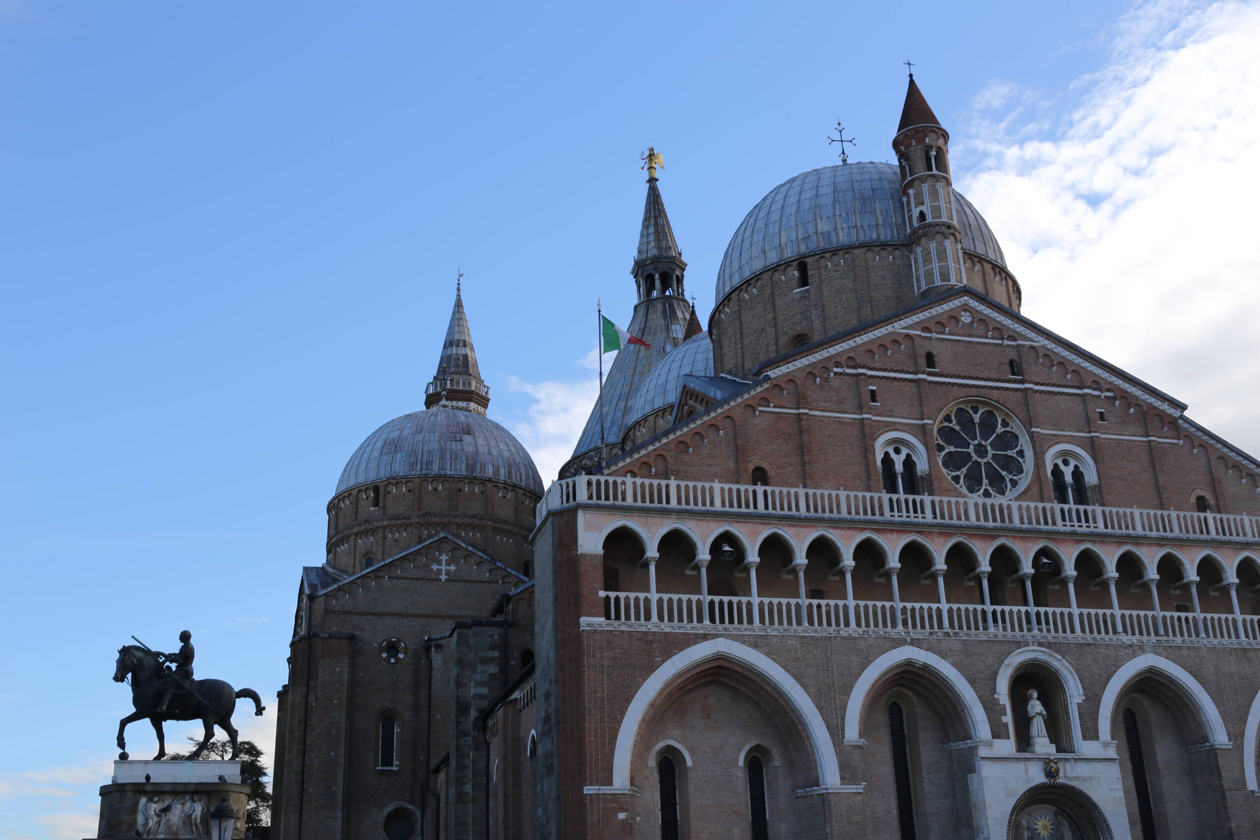 Padua, Italy — When Gattamelata Leaves the Square