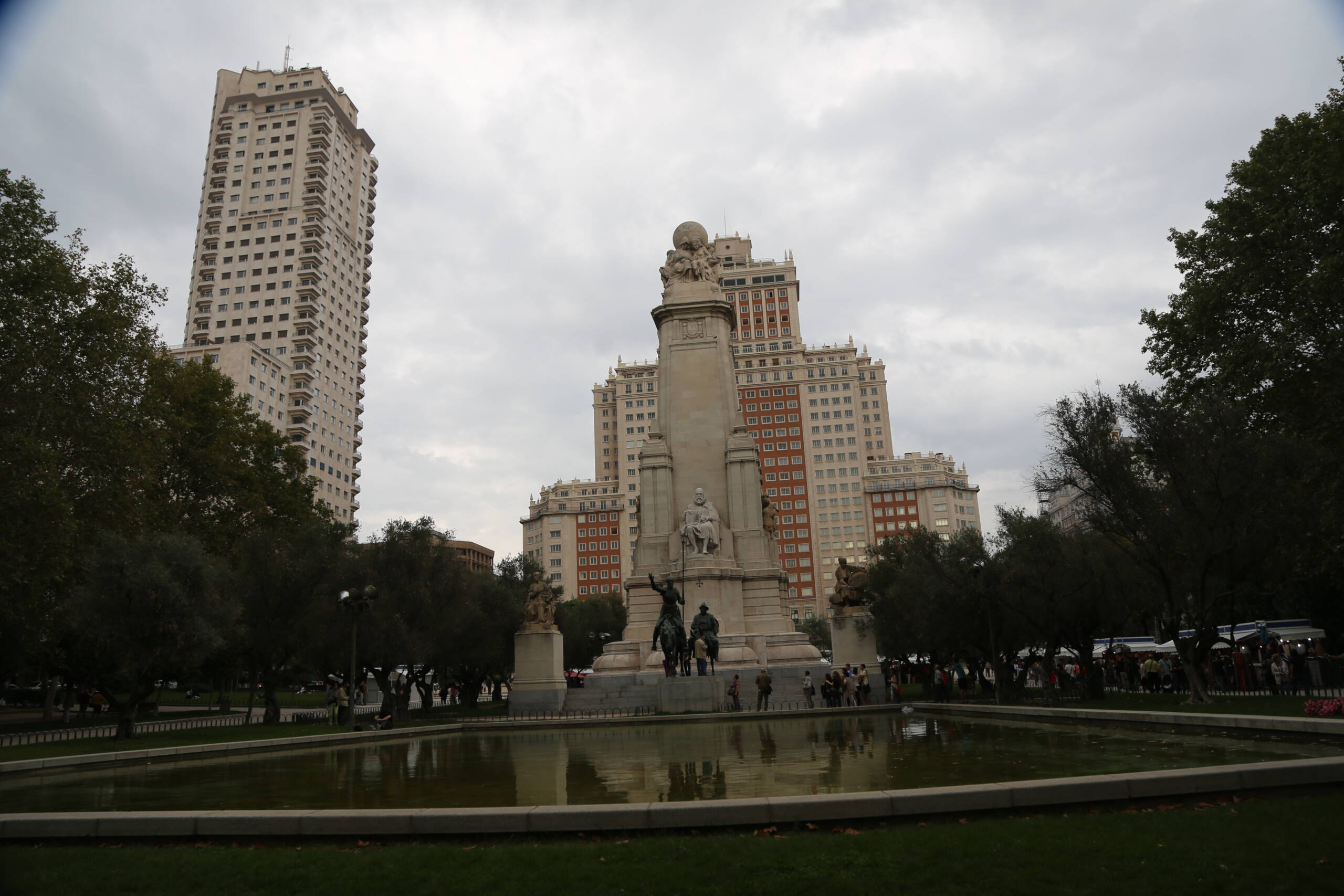 Where Don Quixote Rides Forever: Literary Tourism in Madrid's Plaza de España